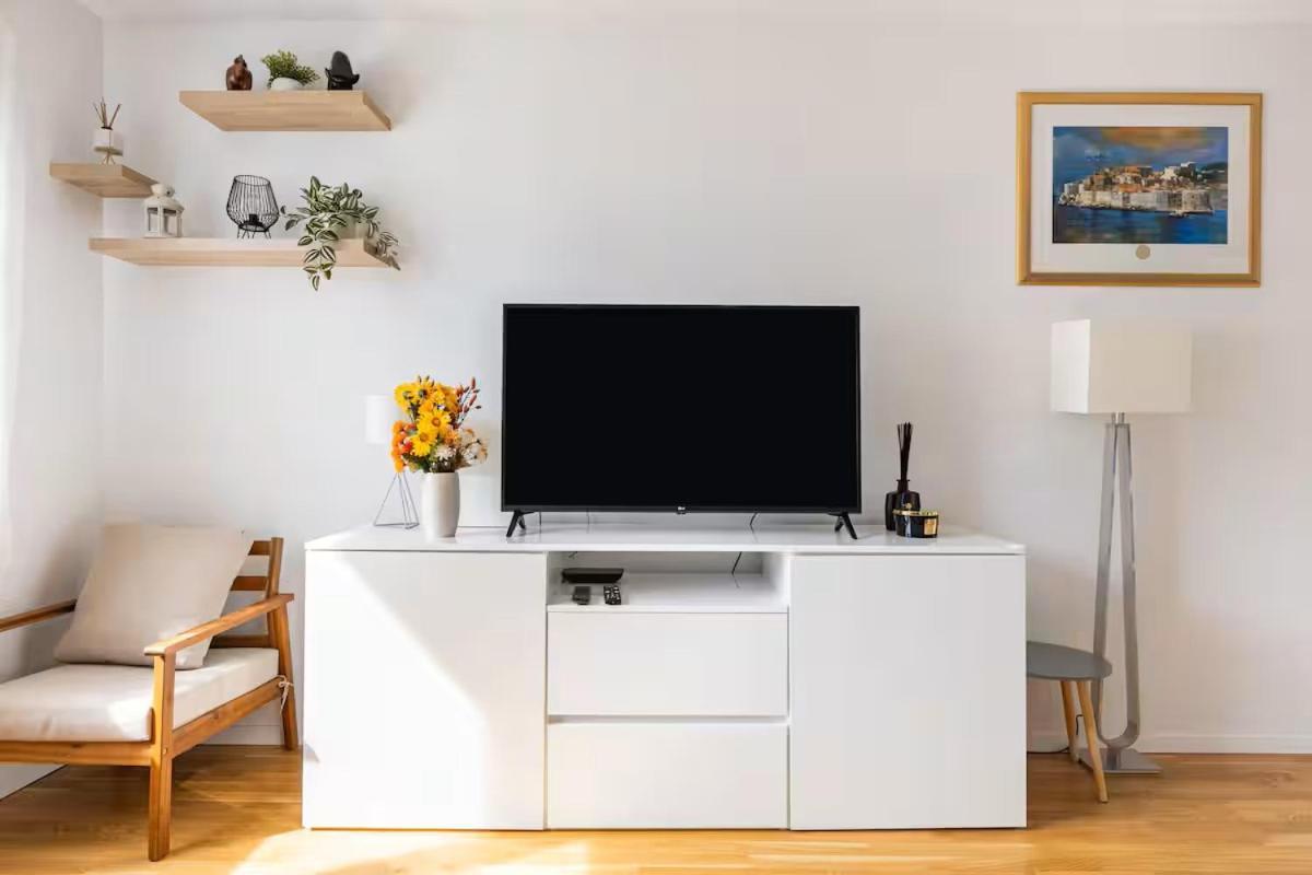 זאגרב Eurorail Logistics Apartment מראה חיצוני תמונה